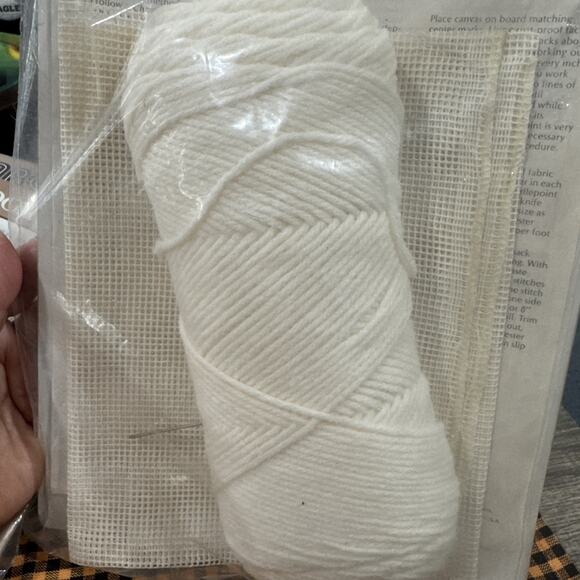 Sealed Packages Set Of 2 Aran Pillow Kit 14x14 Caron Needlepoint Kit 4692 VNT - Picture 4 of 5